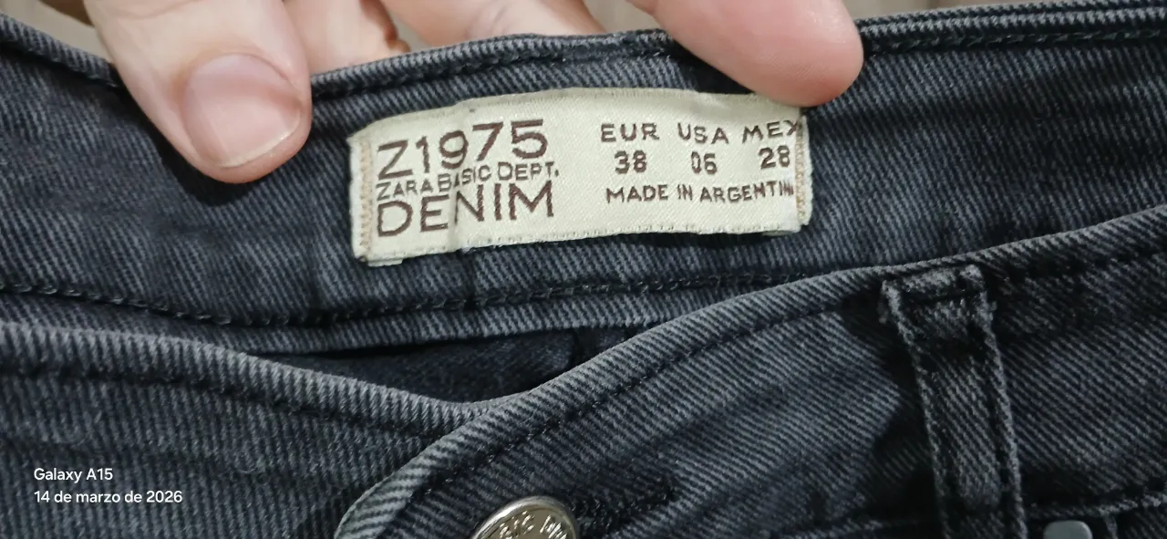 Short Zara - Vista 3