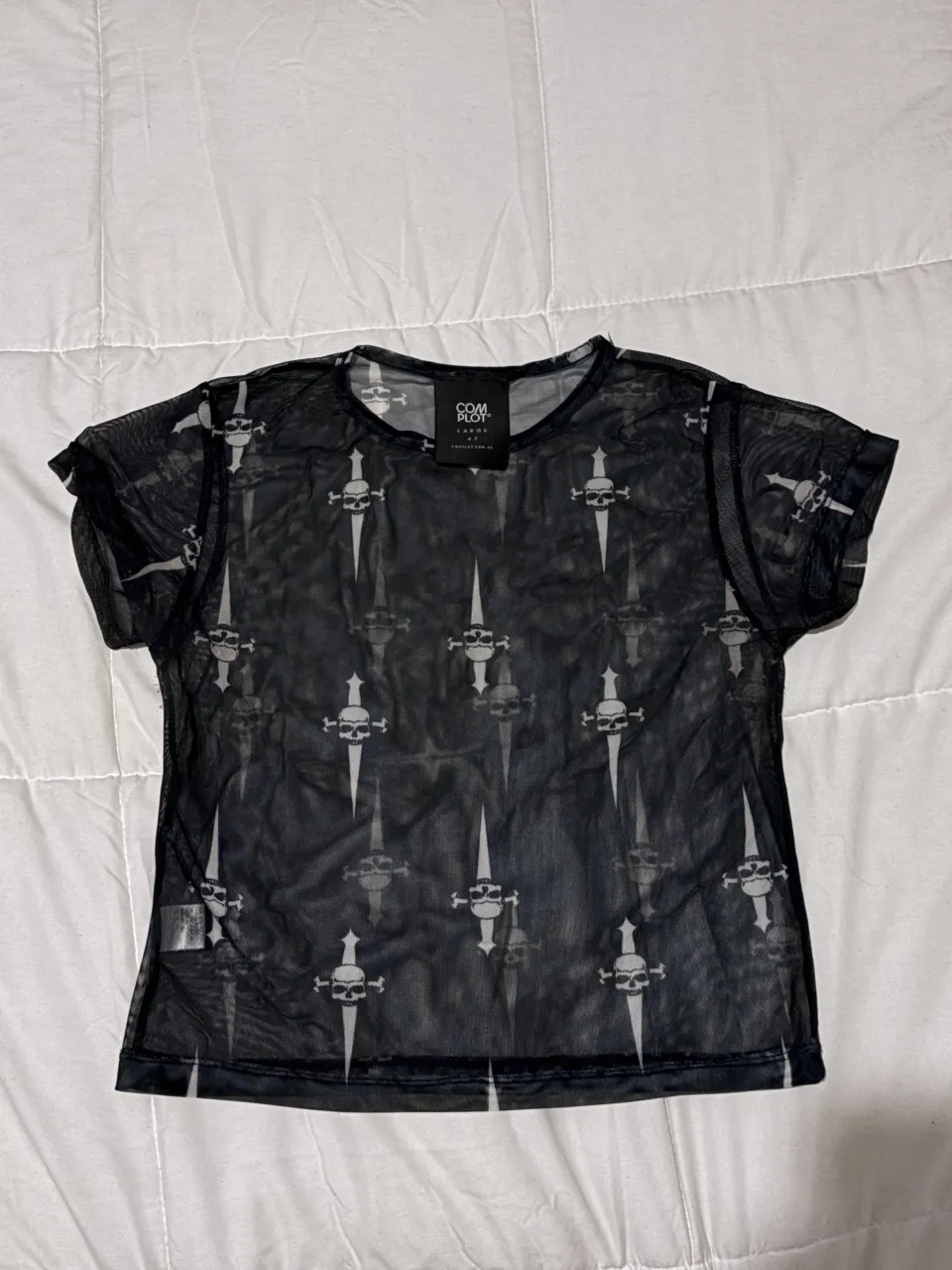 Remera Complot - imagen 1