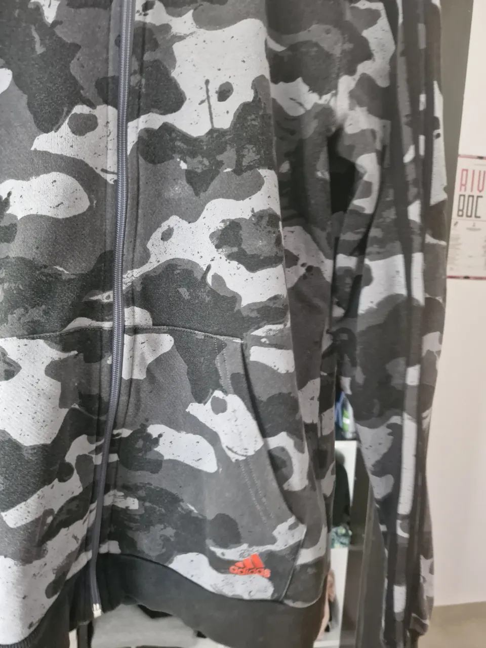 Buzo adidas - Vista 3