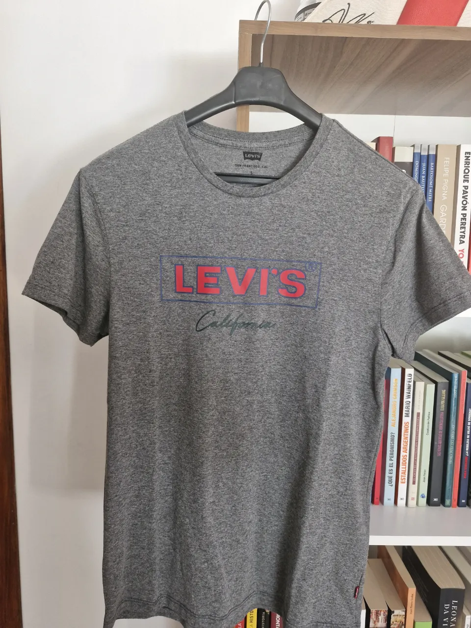 Remera Levi's - imagen 1
