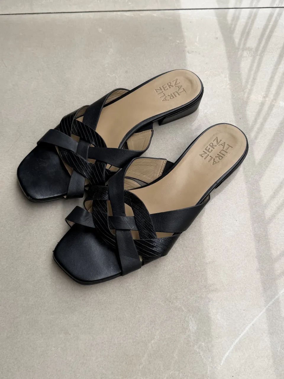 Sandalias Naturalizer - imagen 1