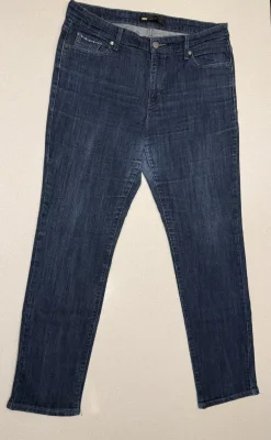 Levi's