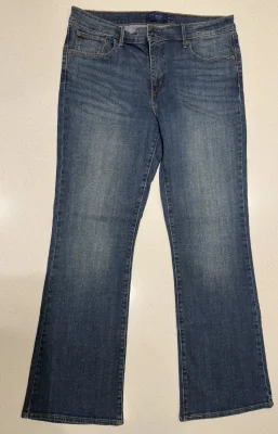Levi's