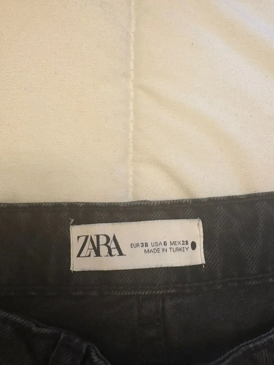 Jean Zara - imagen 3