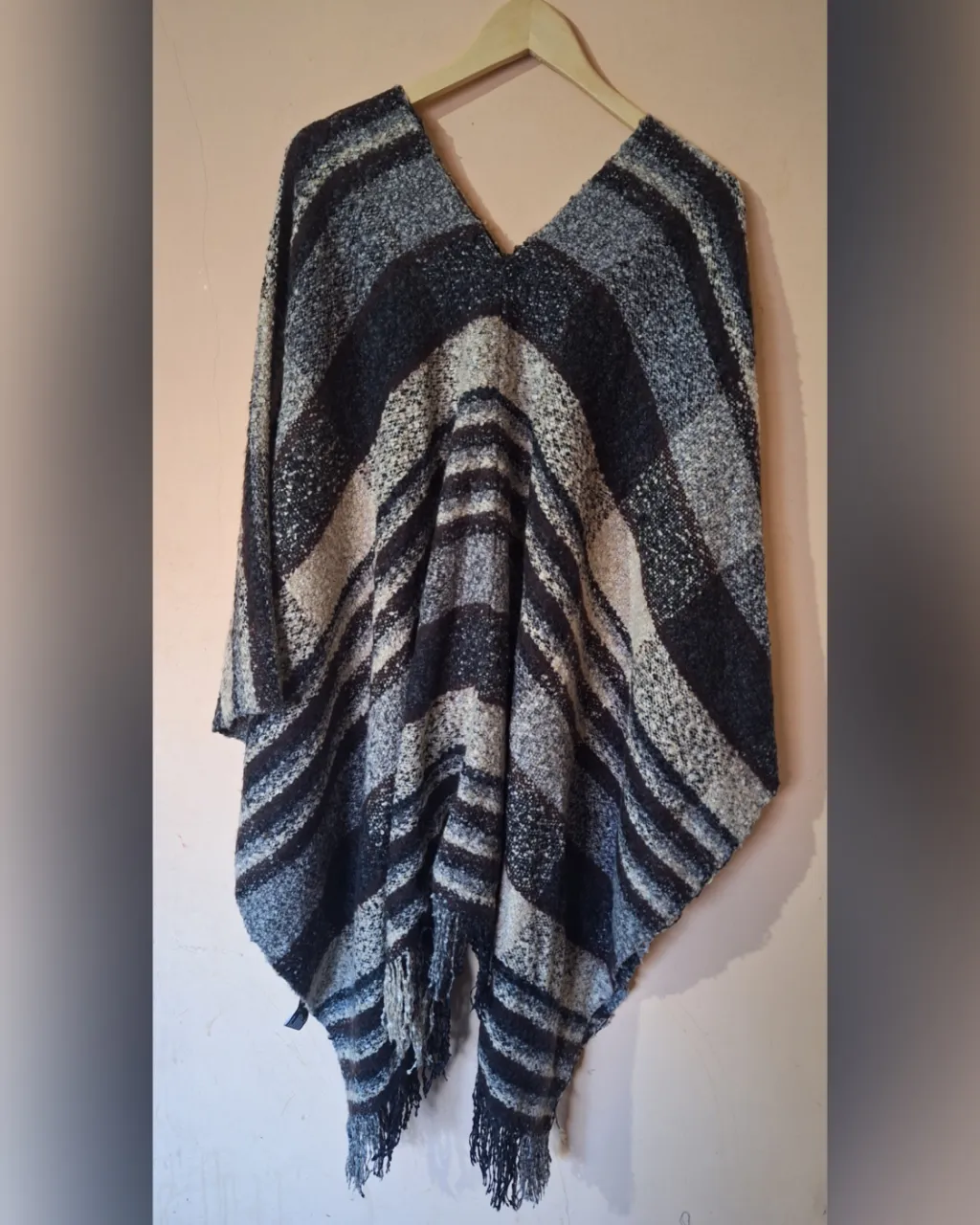 Poncho Sin marca - imagen 4