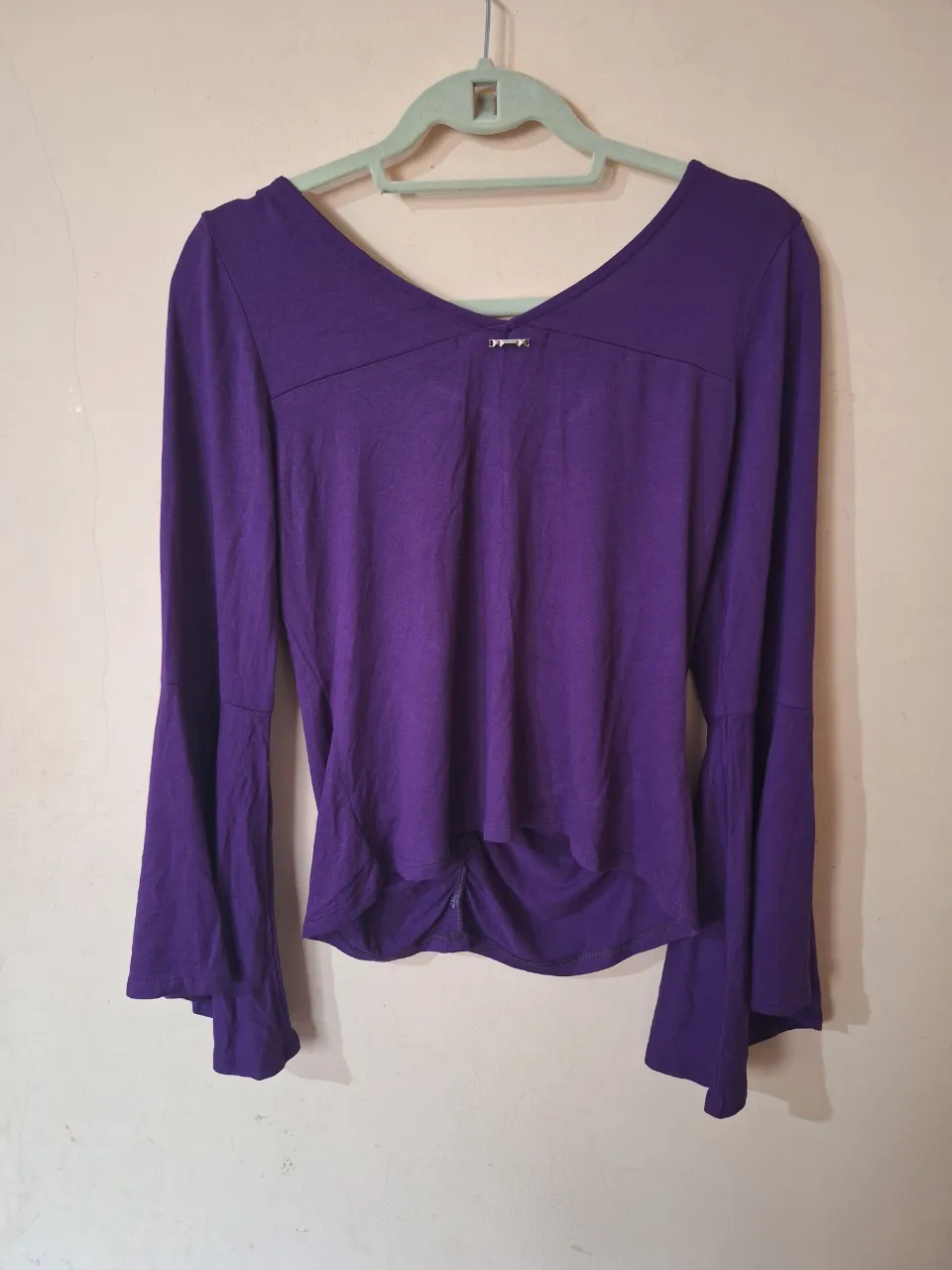 Remera Markova - Vista 3