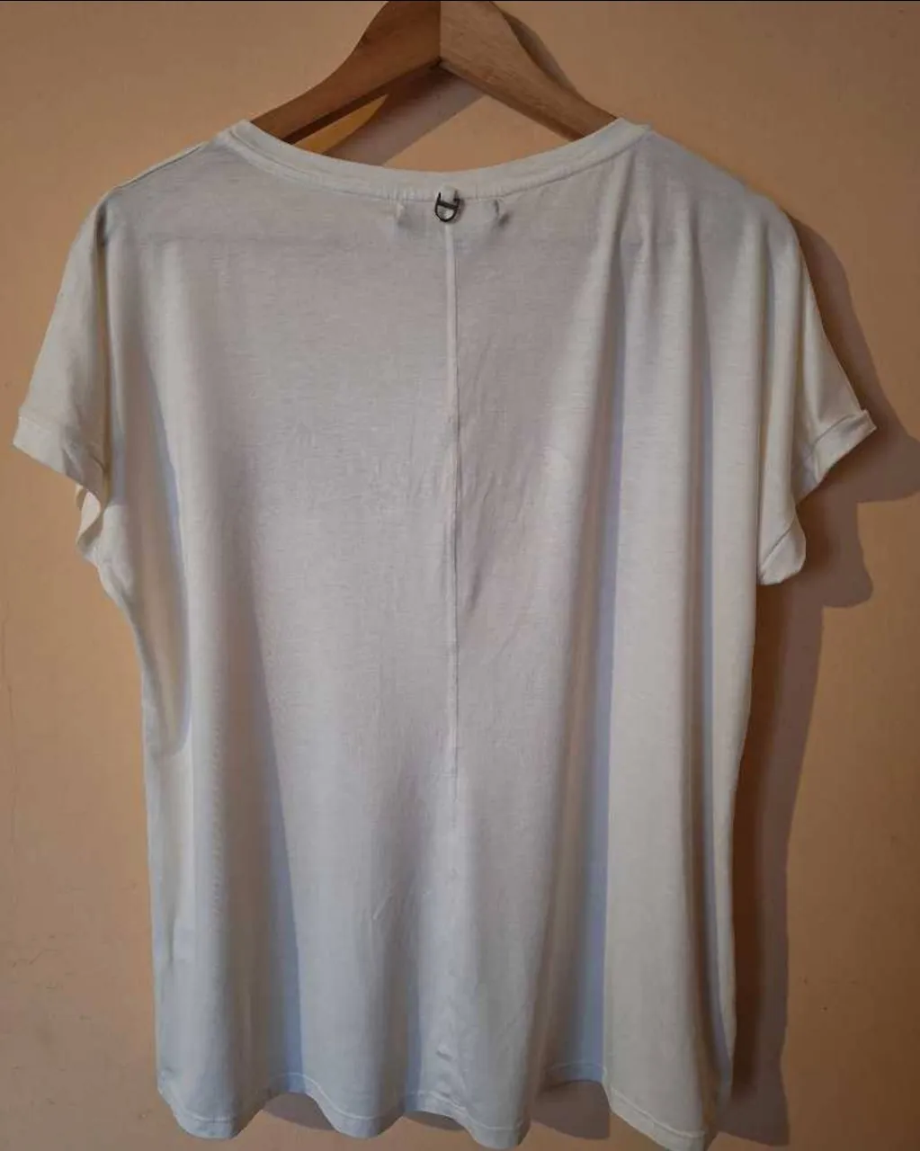 Remera Markova - Vista 4