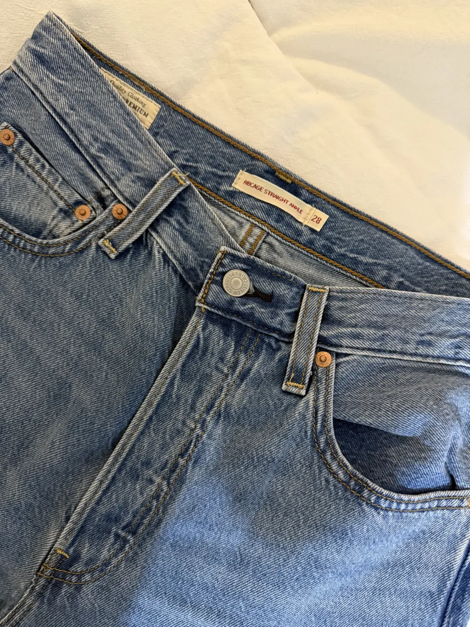 Jean Levi's - imagen 3