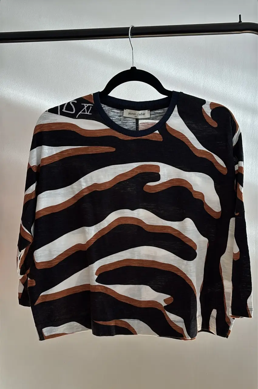 Remera Jazmín Chebar - imagen 1