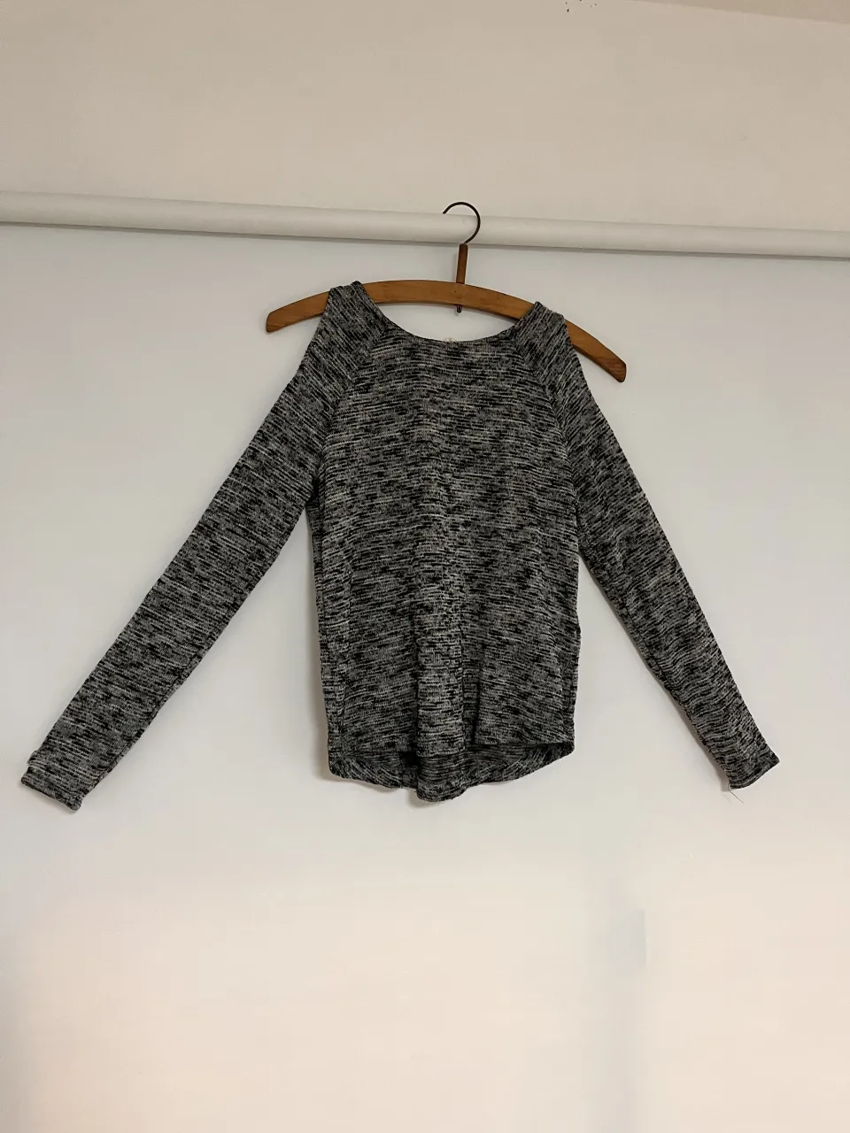 Sweater de cuello redondo H&M - imagen 1