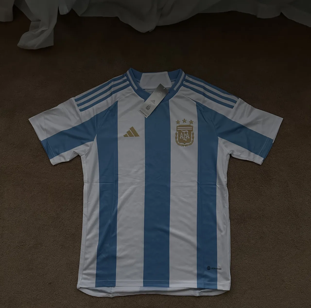 Camiseta adidas - imagen 1