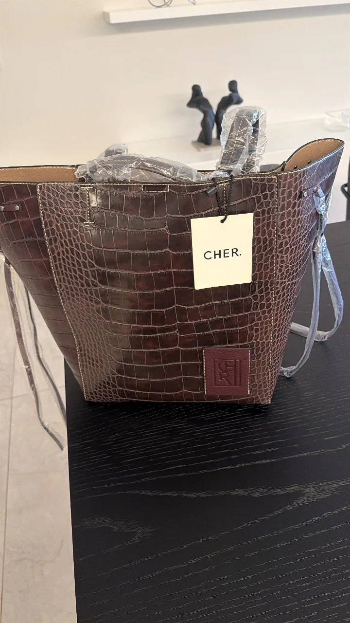 Cartera CHER. - Vista 3