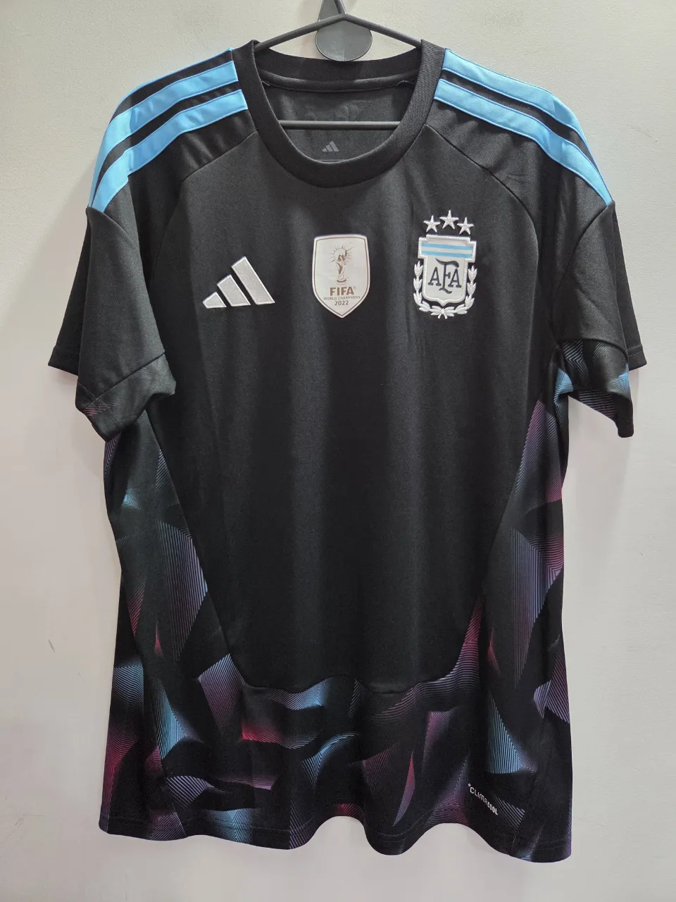 Remera adidas - imagen 1