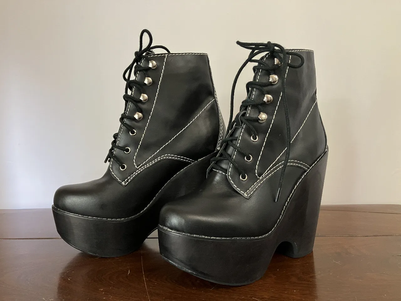Borcegos Jeffrey Campbell - imagen 2