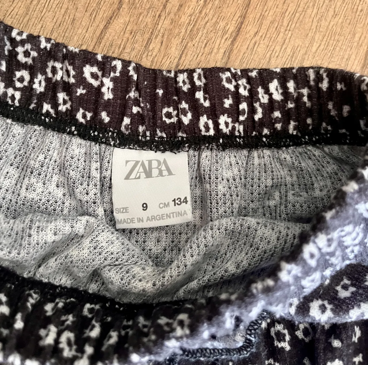 Pollera corta Zara - imagen 3