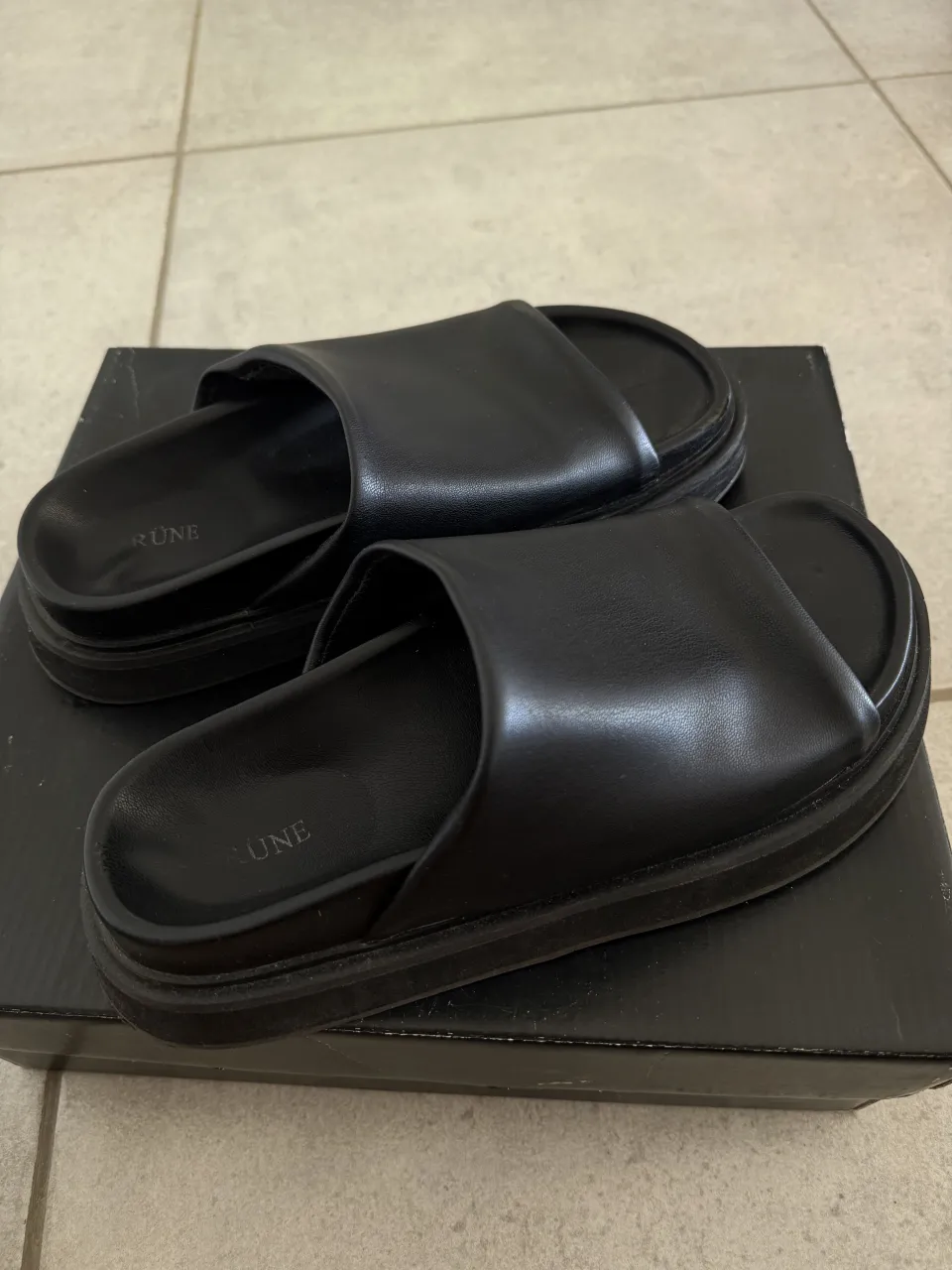 Sandalias Prüne