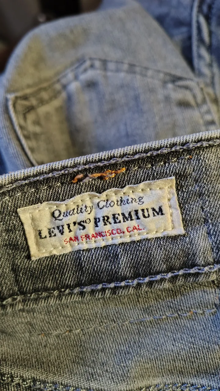 Jean Levi's - imagen 5