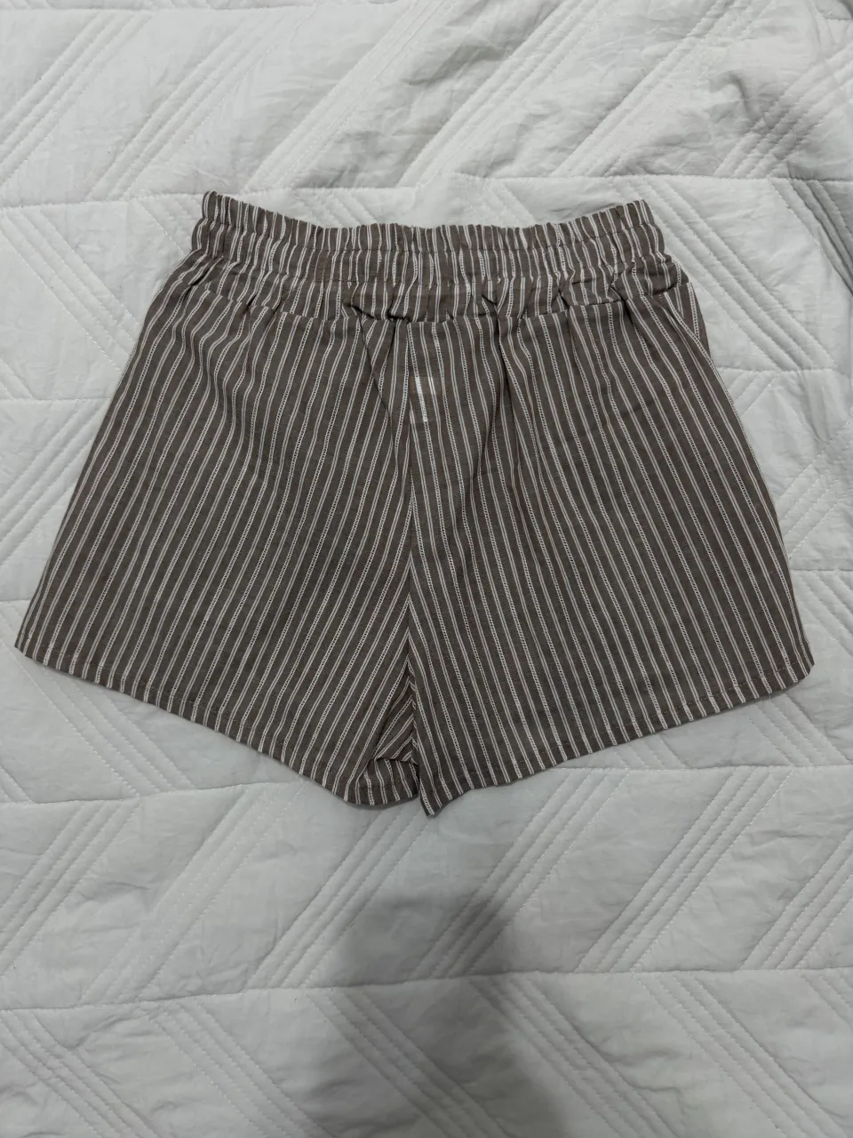 Short A ≠ - imagen 2