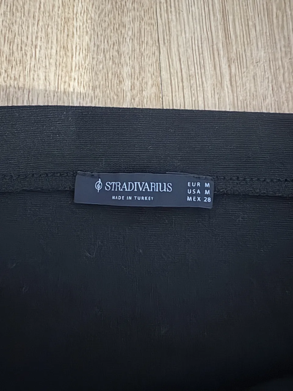 Remera Stradivarius - imagen 3