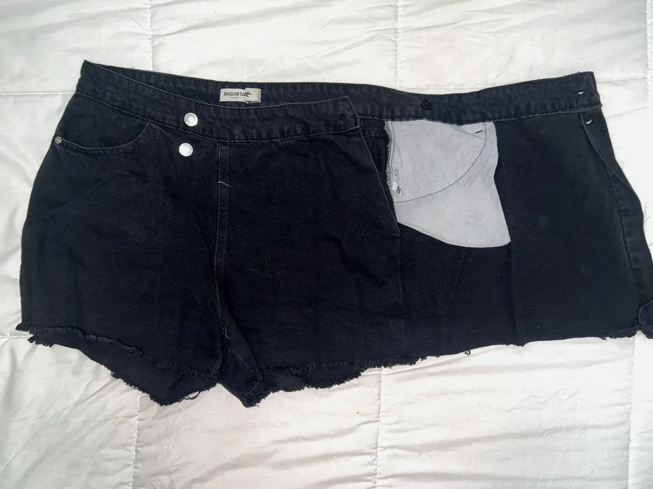 Short Inquieta - imagen 2