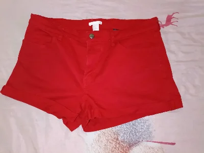 H&M