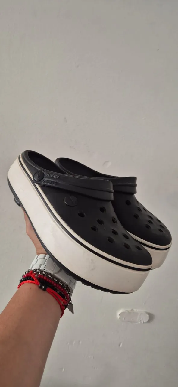 Zuecos Crocs - imagen 2