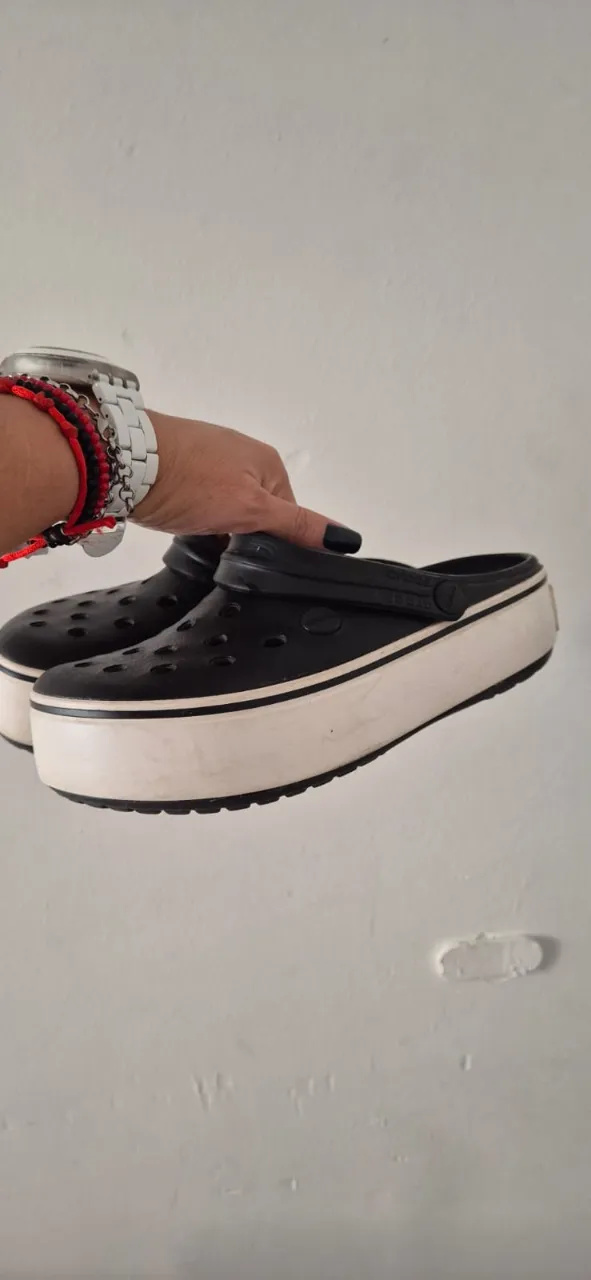 Zuecos Crocs - imagen 1