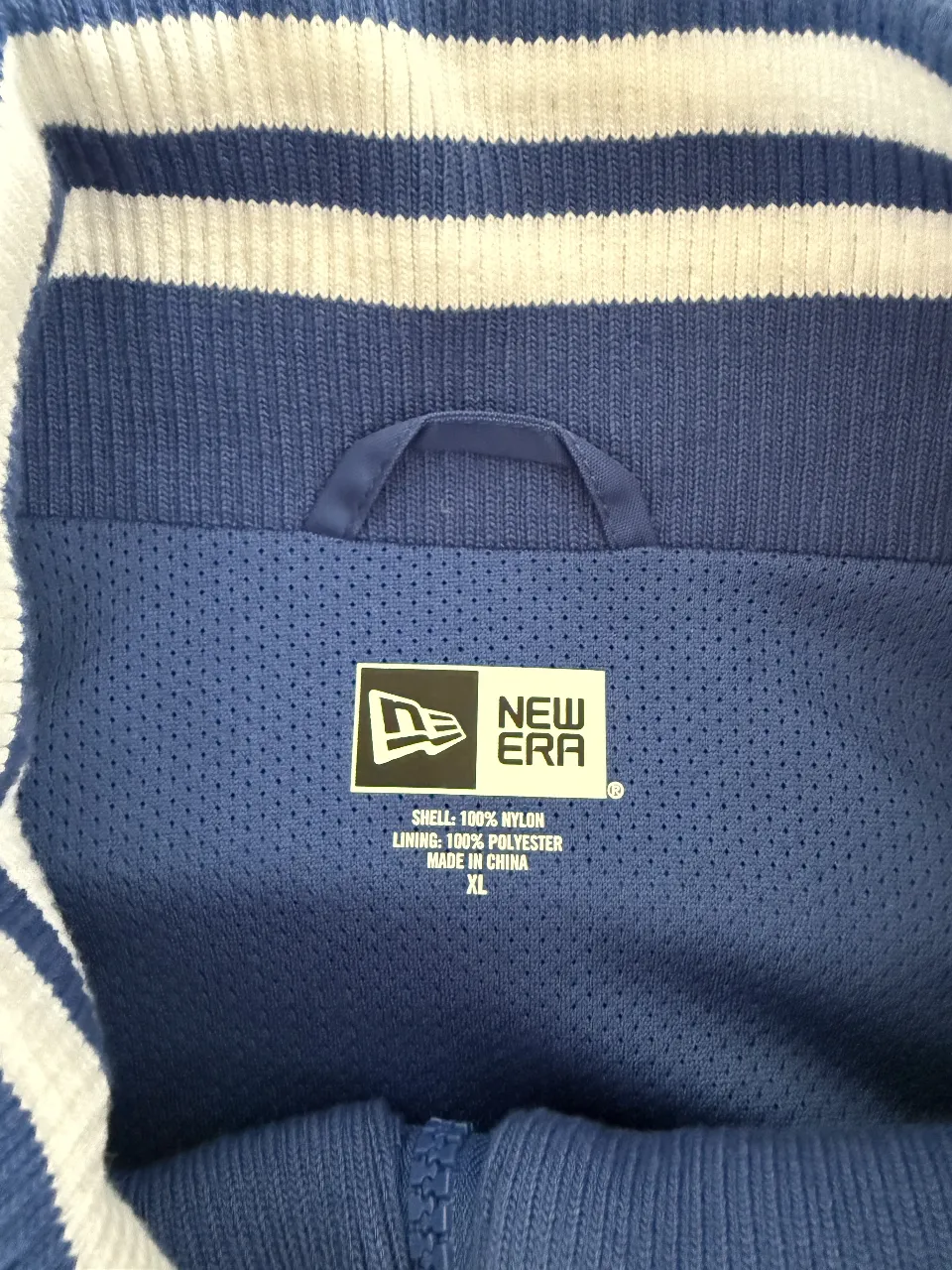 Campera New Era - imagen 3