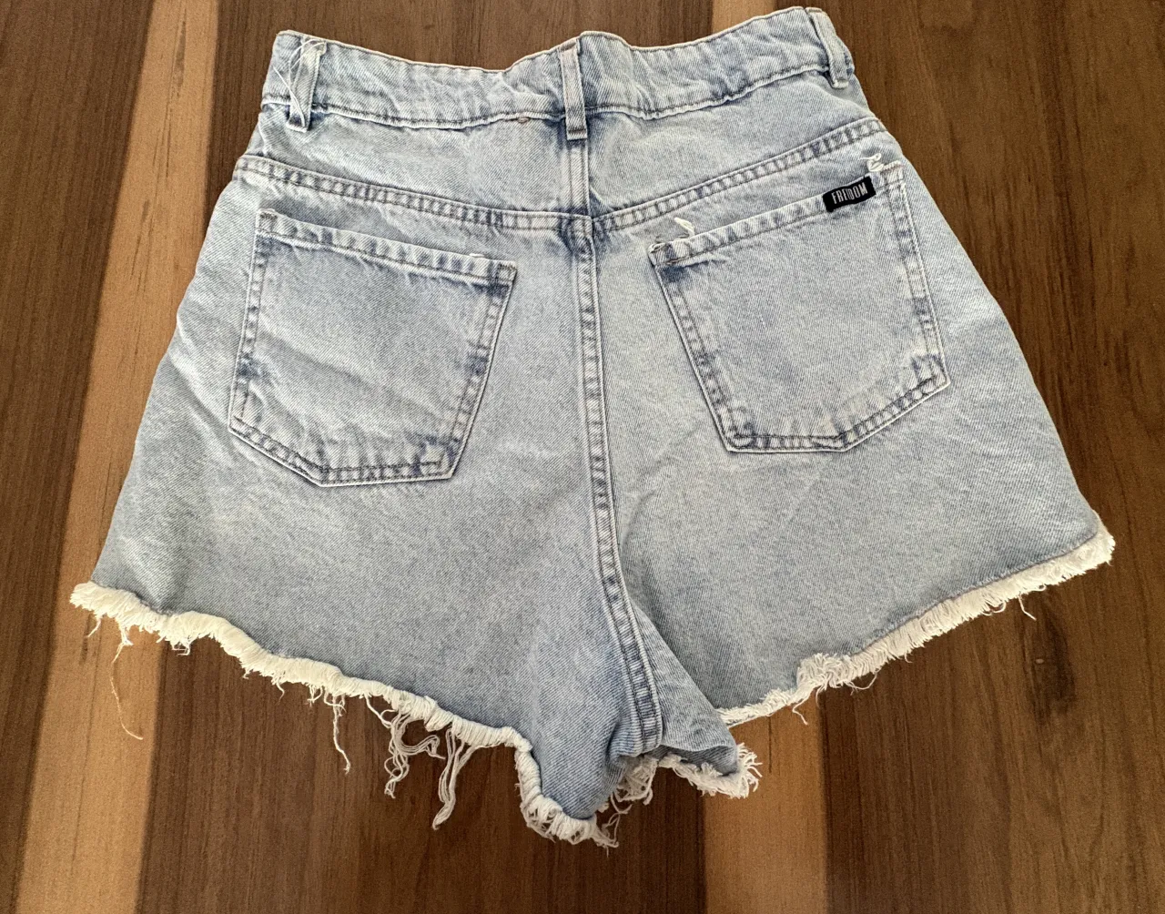 Short Freedom - imagen 2