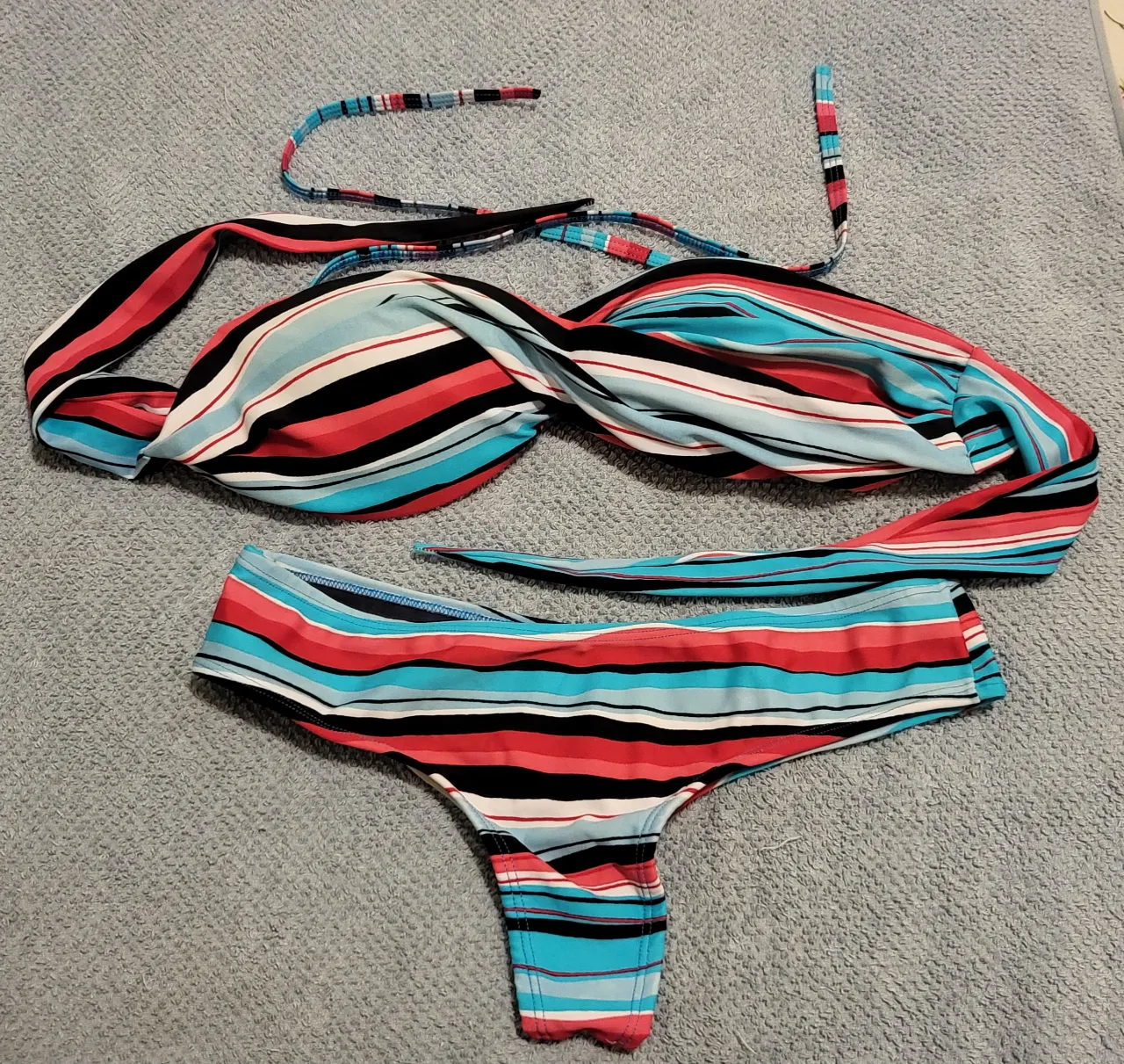 Bikini Otro - imagen 1