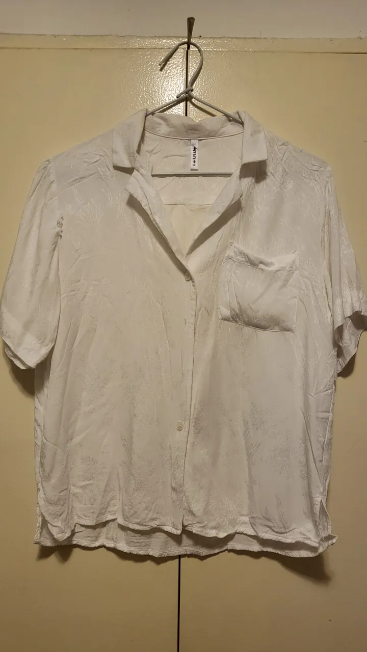 Remera Leuthe - imagen 1