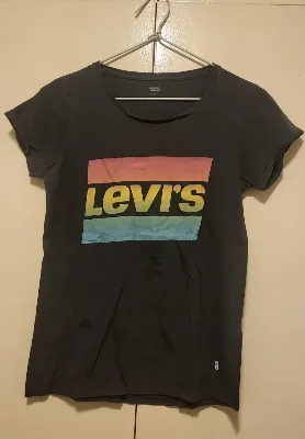 Levi's