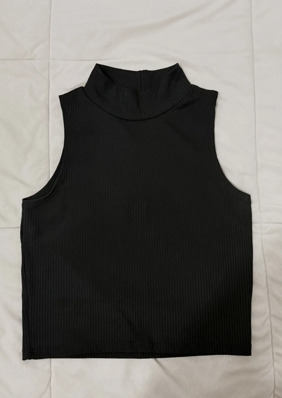 Musculosa A ≠