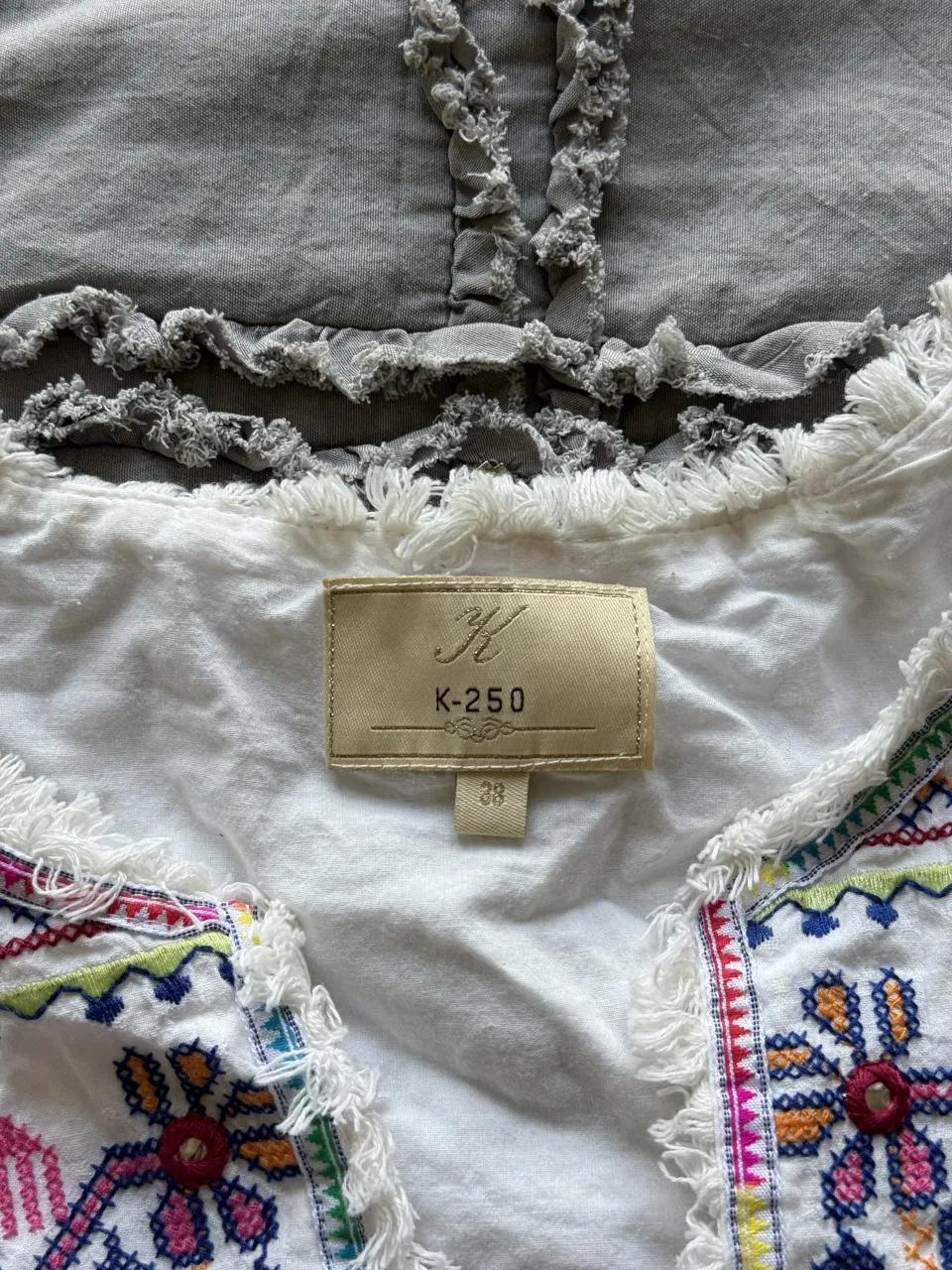 Campera Sin marca miniatura 2