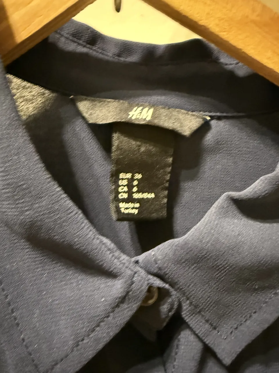 Camisa H&M - Vista 3