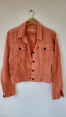 Levi's
