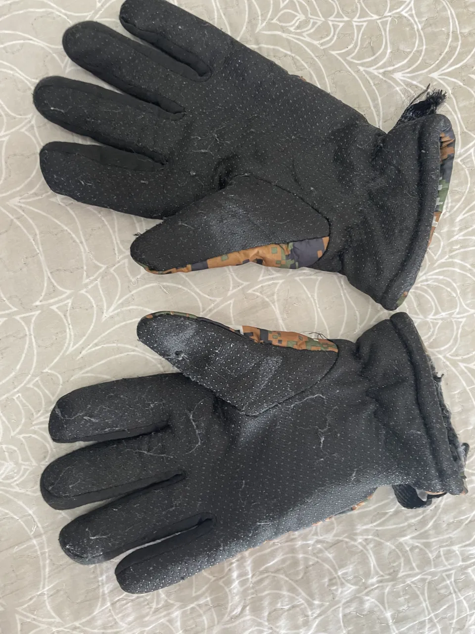 Guantes A.a.a miniatura 2
