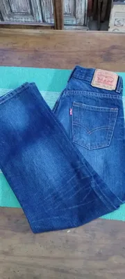 Levi's