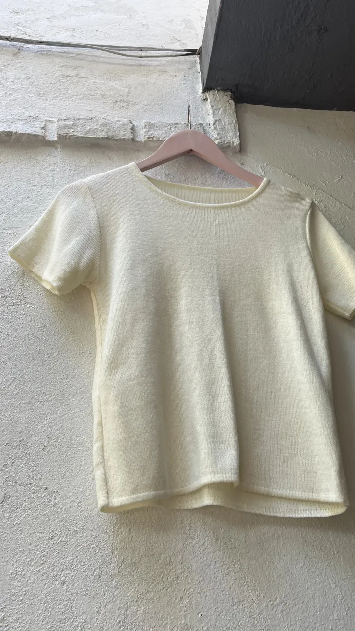 Remera Moda actual - imagen 1