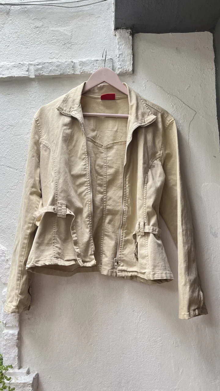Campera Criativa quality clothing - imagen 1