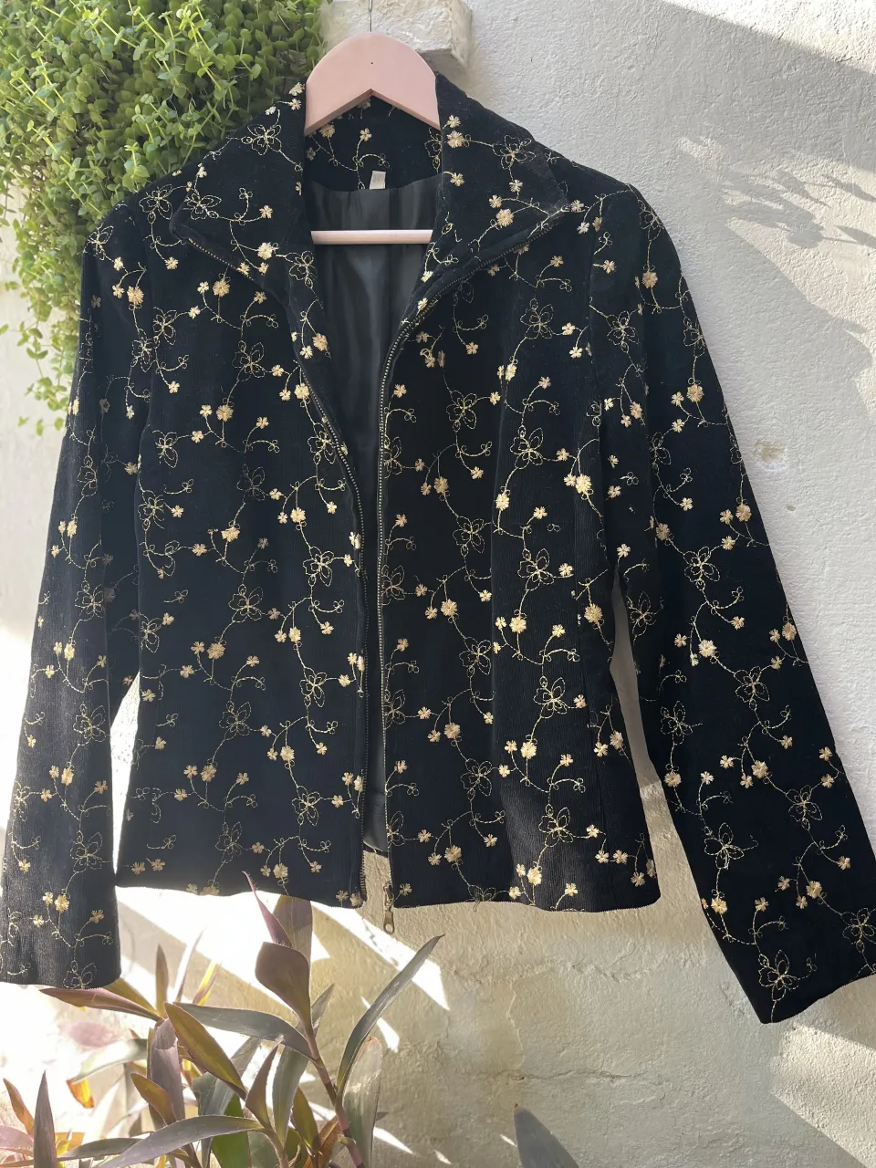 Campera Diseño de belleza donna. sin marca - imagen 1