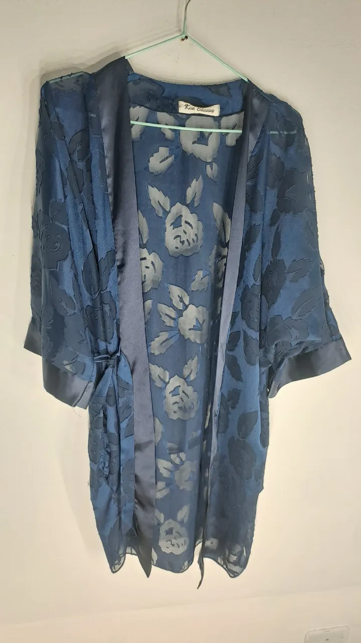 Kimono Kim bassing - imagen 2