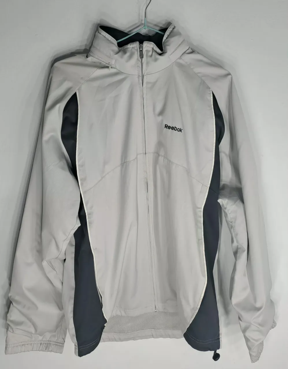 Campera Reebok - imagen 1