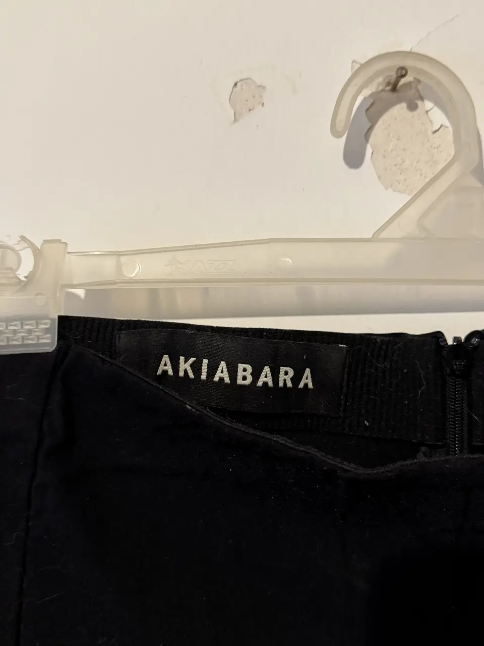 Pantalón Akiabara - Vista 2