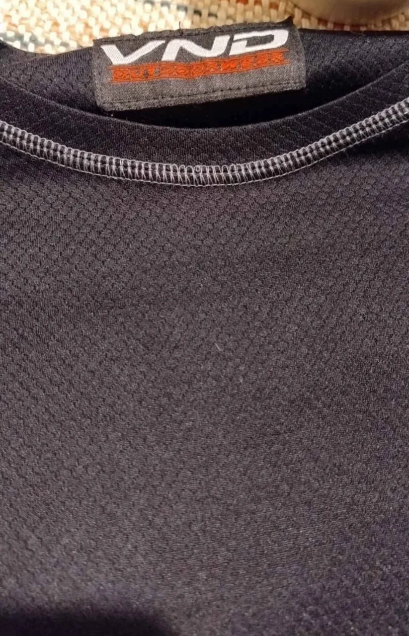 Remera Vanadi - imagen 2