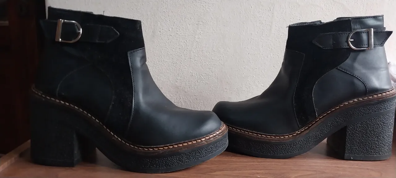 Borcegos Aa collection - imagen 3