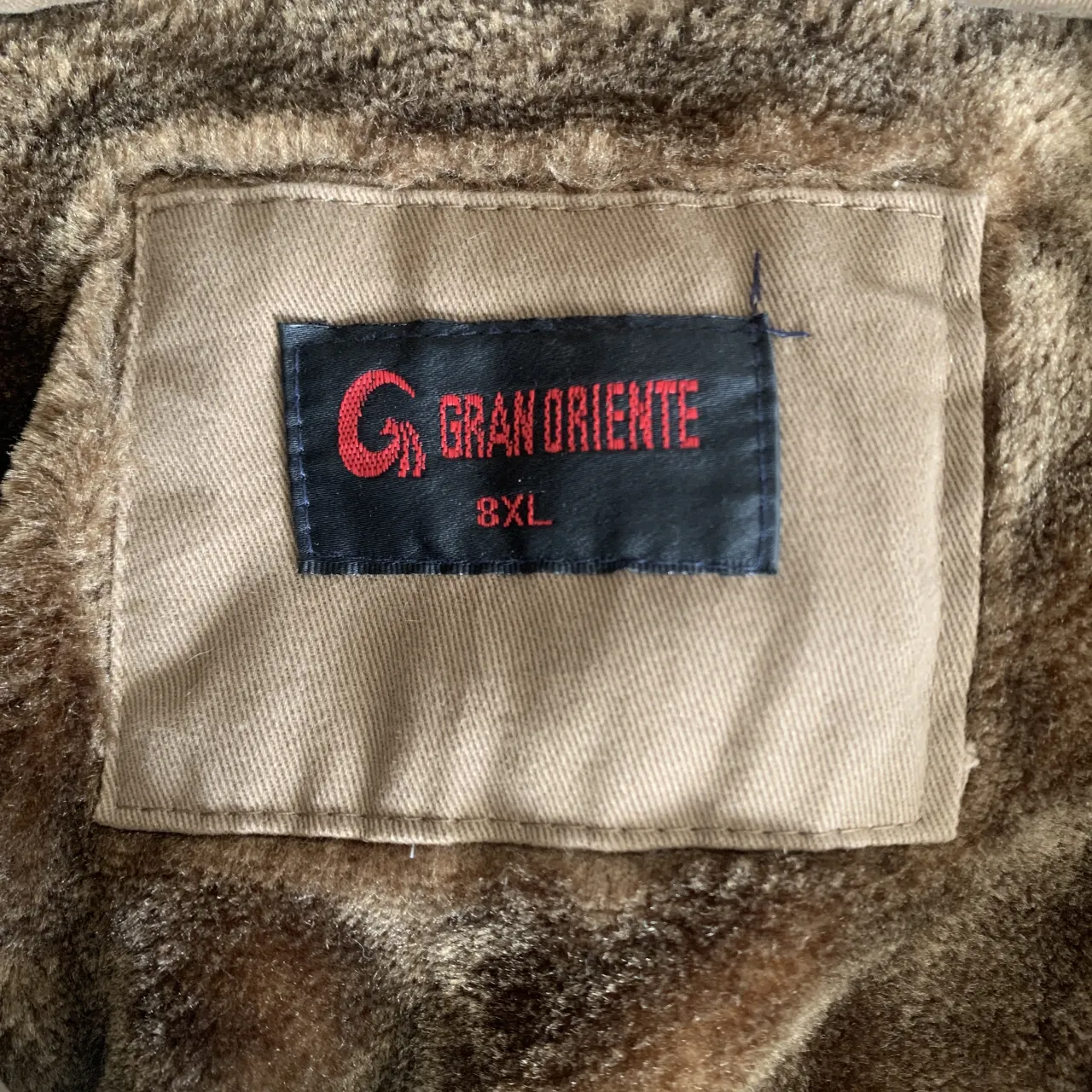 Campera Gran oriente - imagen 3