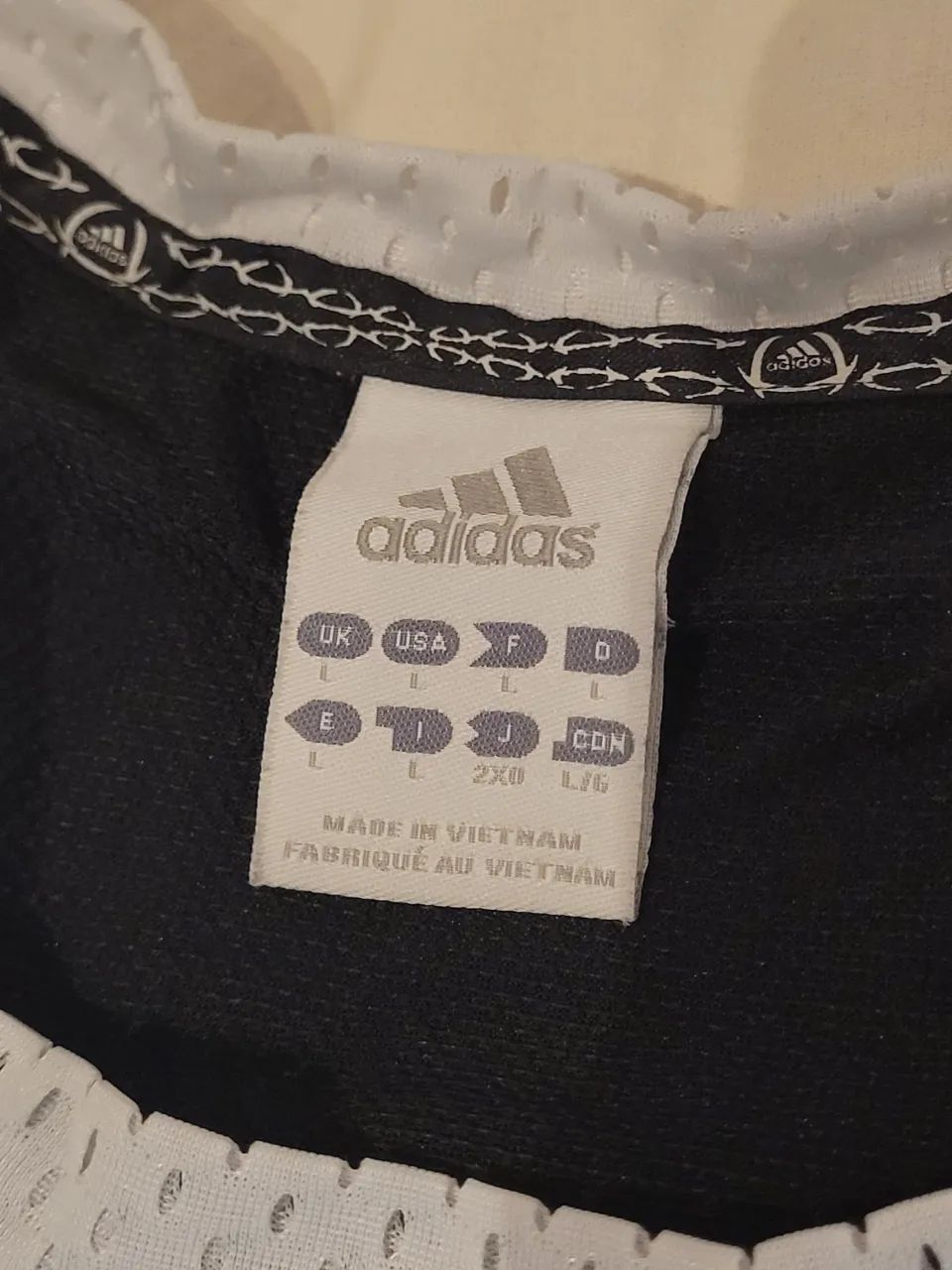 Buzo adidas - imagen 5