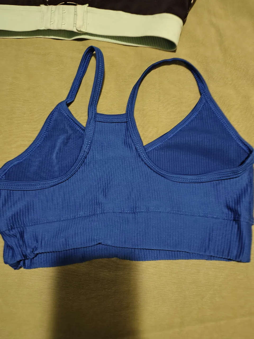 Corpiño deportivo adidas miniatura 6