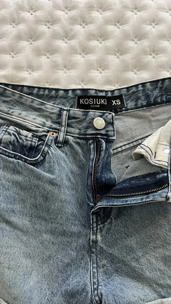 Short Kosiuko - imagen 2